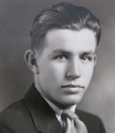 T/5 Harley F Niewohner