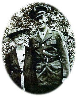 S/Sgt Herbert L Reynerson