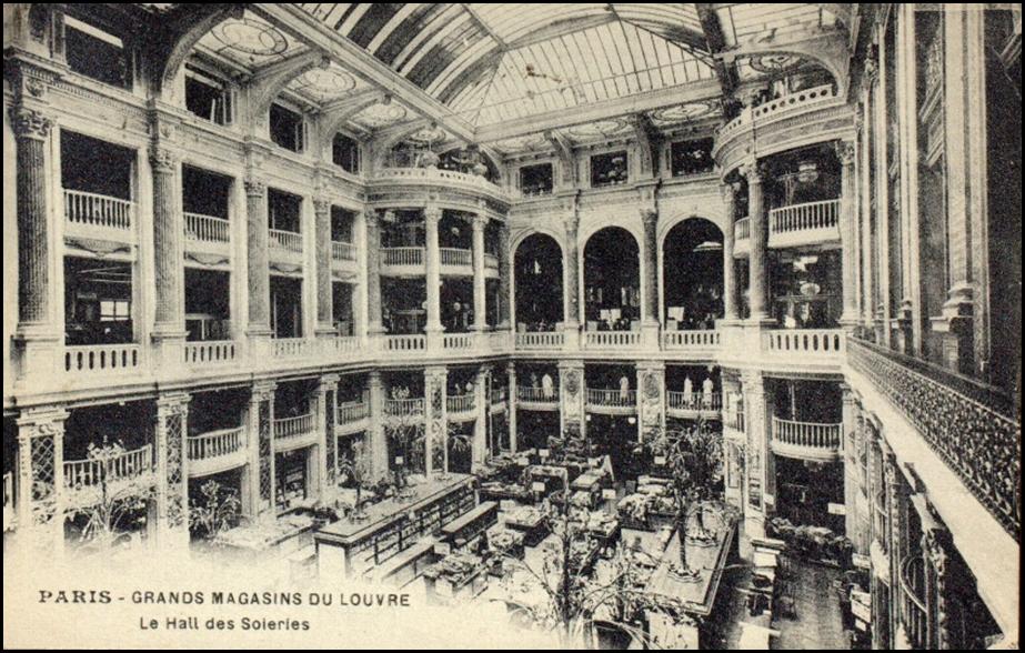 A large building with many floors

Description automatically generated